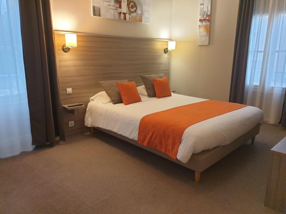 Hotel Henri IV Coutras 外观 照片
