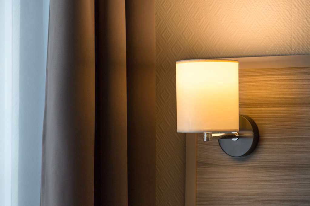 Hotel Henri IV Coutras 客房 照片
